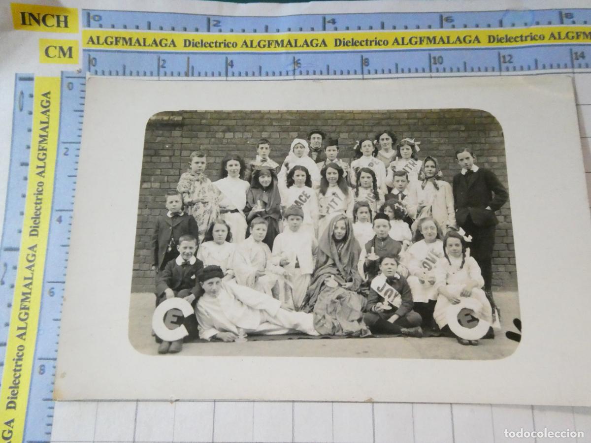 Fotograf&iacute;a antigua: FOTO FOTOGRAF&Iacute;A POSTAL. A&Ntilde;O 1905 APROX. ESCOCIA IRLANDA NORTE. NI&Ntilde;OS ESCUELA TEATRO. 3737