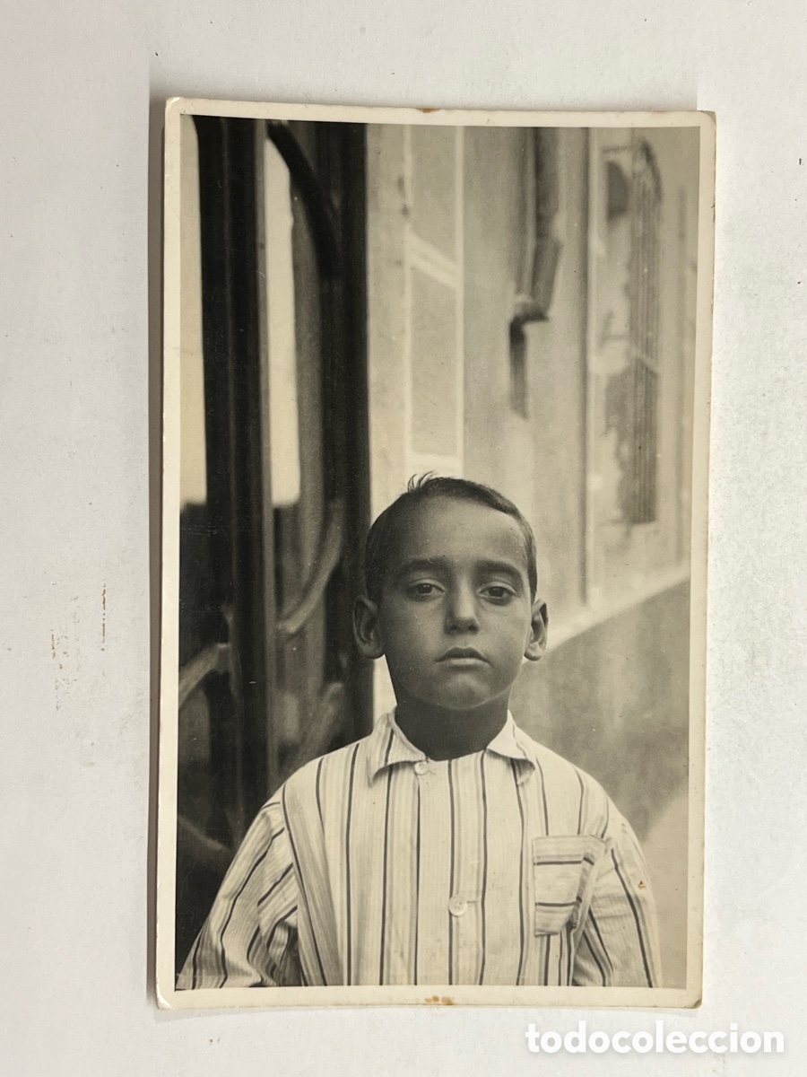 Fotograf&iacute;a antigua: VALENCIA. Fotograf&iacute;a Hospital Sanatorio de la Malvarrosa. Ni&ntilde;o con Pijama de Rayas (a.1938)