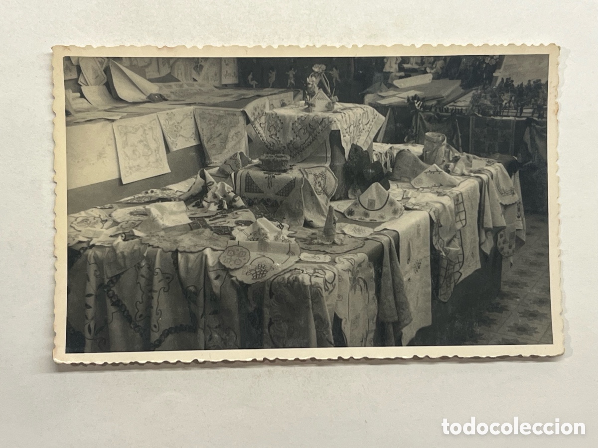 Fotograf&iacute;a antigua: CAMARLES (Tarragona) Fotograf&iacute;a talleres de la Falange y la JONS. Exposici&oacute;n de labores.. VALLVE