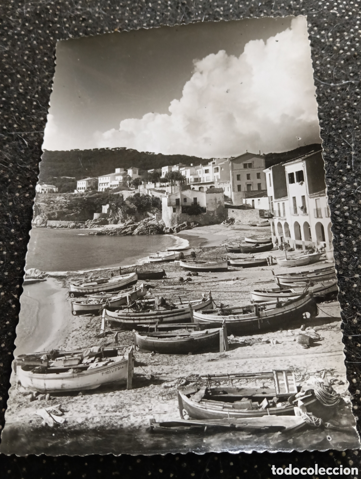 Fotograf&iacute;a antigua: Postal de la Costa Brava Palafrugell, Calella - Vista Parcial, foto Agusti