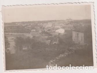 Fotograf&iacute;a antigua: Fotograf&iacute;a (9x6) Paisaje, Al dorso: Flor de Maig. 25 de Abril 1942