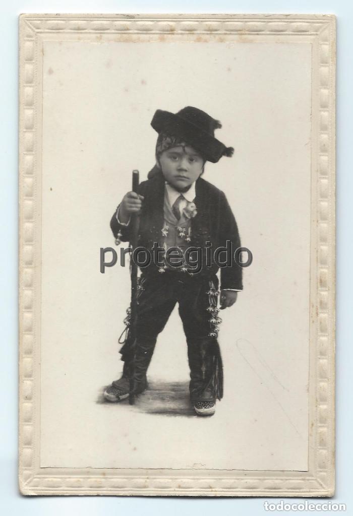 Fotograf&iacute;a antigua: NI&Ntilde;O VESTIDO DE BANDOLERO. RETRATO. FOT&Oacute;GRAFO MATR&Aacute;N. CARTAGENA Y &Aacute;GUILAS, MURCIA. SIN SELLO.