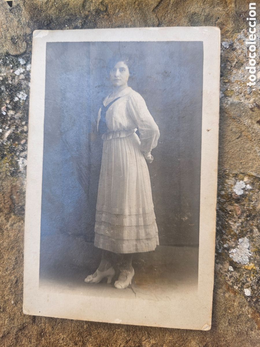 Fotograf&iacute;a antigua: Antigua Tarjeta Postal Fotogr&aacute;fica &ndash; Retrato de Mujer &ndash; American Alograf (Barcelona, c. 1910-1920)