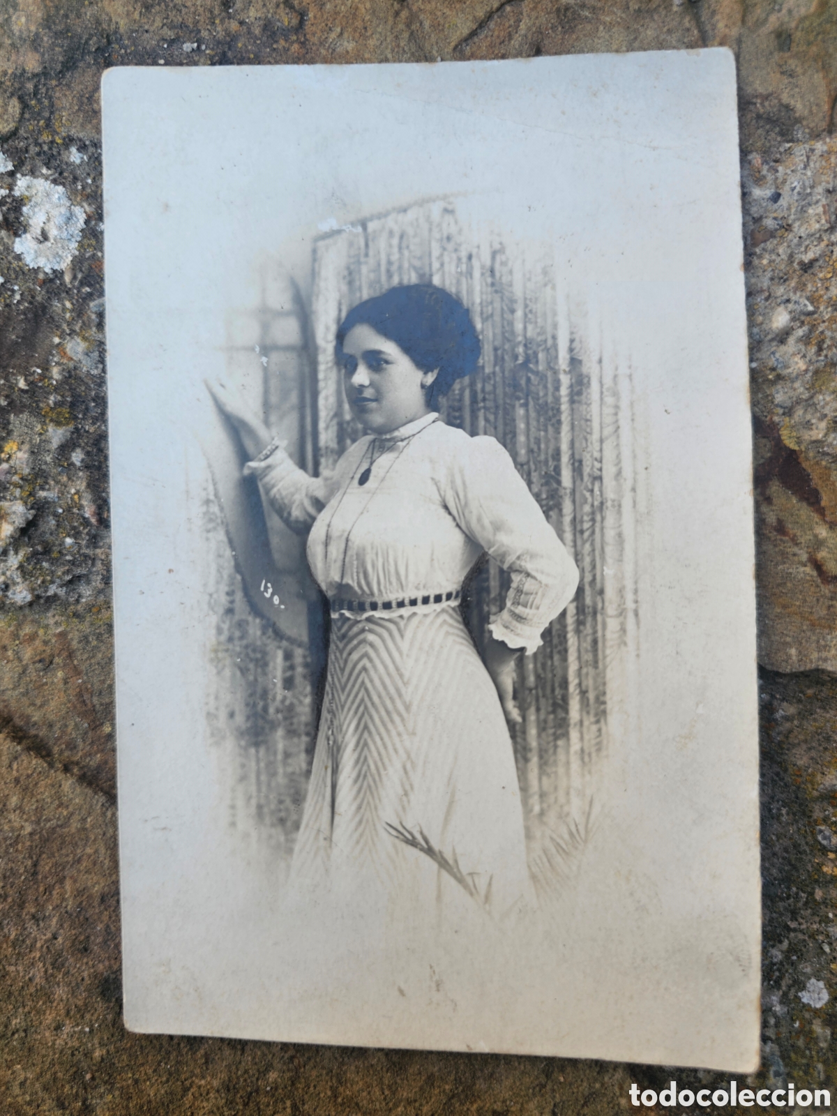 Fotograf&iacute;a antigua: ​Tarjeta Postal Antigua Retrato Mujer &Eacute;poca / R. DUVAU - Casellas-Hijos (c. 1900-1910)