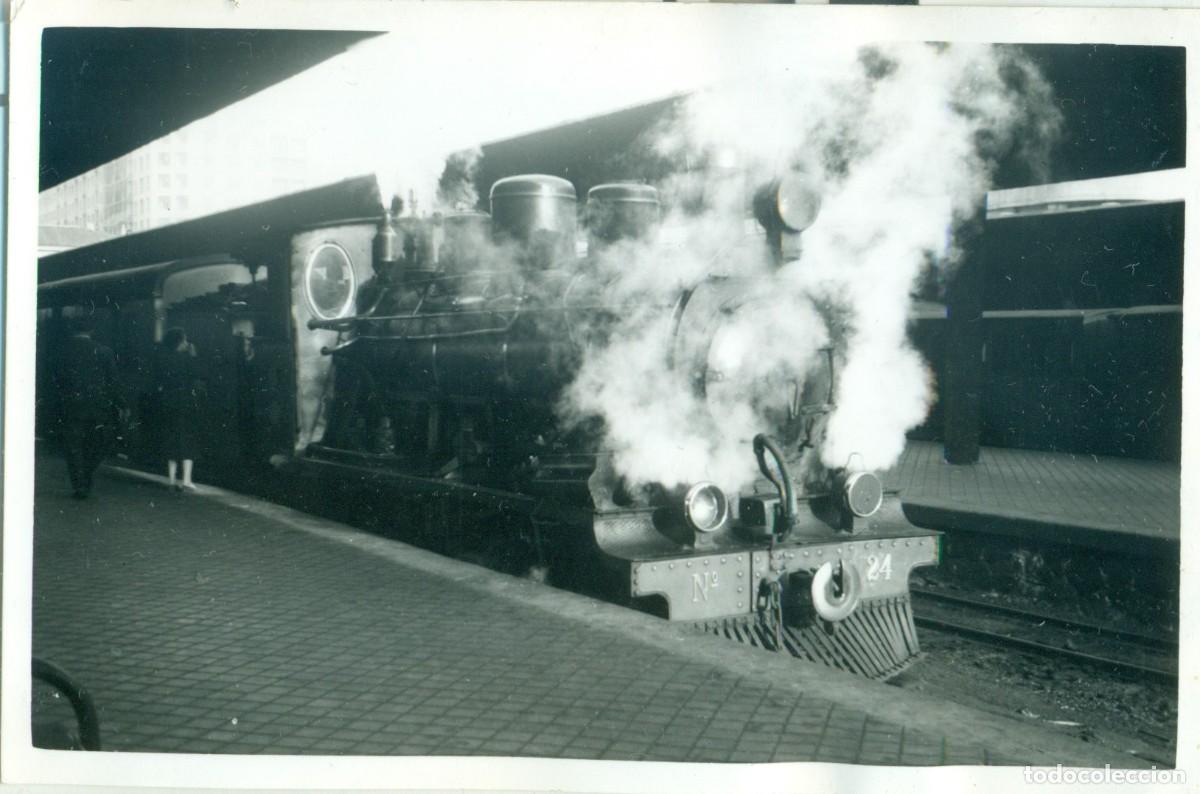 Fotograf&iacute;a antigua: FERROCARRIL CANT&Aacute;BRICO. ESTACI&Oacute;N DE SANTANDER. A&Ntilde;O 1958