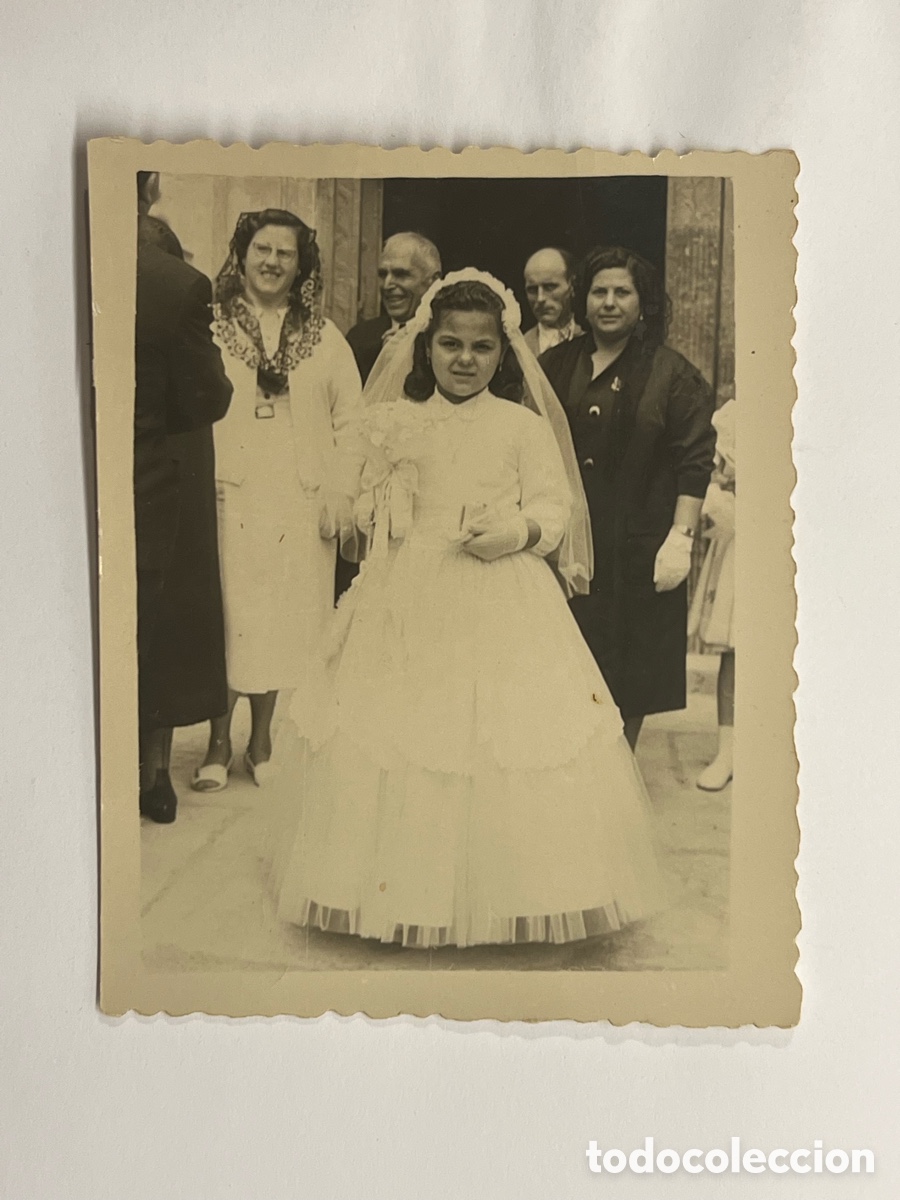 Fotograf&iacute;a antigua: MINUTERO CHESTE (Valencia) Fotograf&iacute;a NI&Ntilde;A COMUNION.. LATORRE, fot&oacute;grafo (h.1950?)