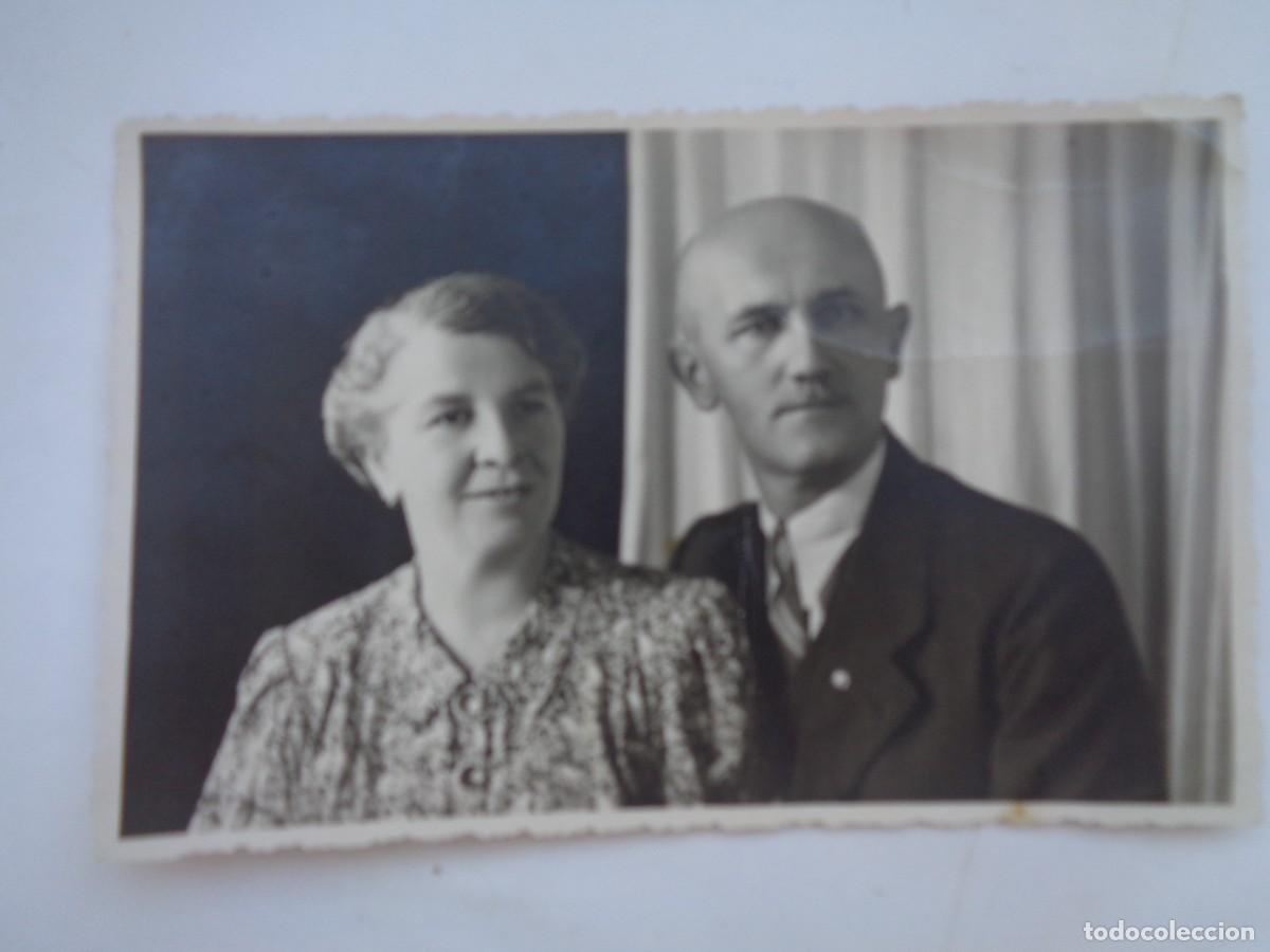 Fotografia antiga: BONITA FOTO DE ESTUDIO DE PAREJA DE SE&Ntilde;ORES , 1939