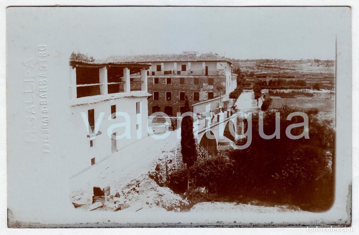 Fotograf&iacute;a antigua: Manuel Gallifa Antigua vista. Puente de piedra. Barbastro, Huesca. Postal fotogr&aacute;fica 1900s