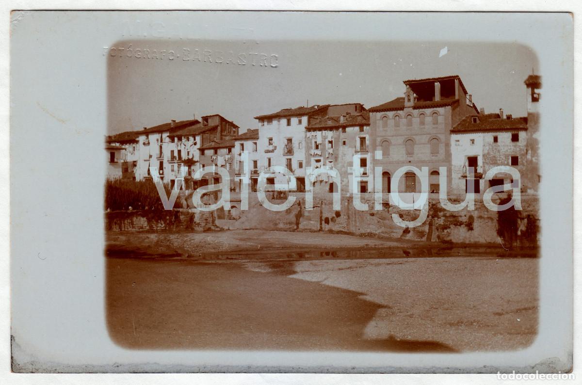Fotograf&iacute;a antigua: Manuel Gallifa Antigua vista. Calle de las Fuentes, Barbastro, Huesca Postal fotogr&aacute;fica 1900s