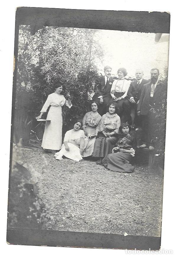 Fotograf&iacute;a antigua: Postal fotograf&iacute;a antigua grupo familiar alb&uacute;mina. primeros a&ntilde;os s. XX. Mollet del Vall&eacute;s. N/C