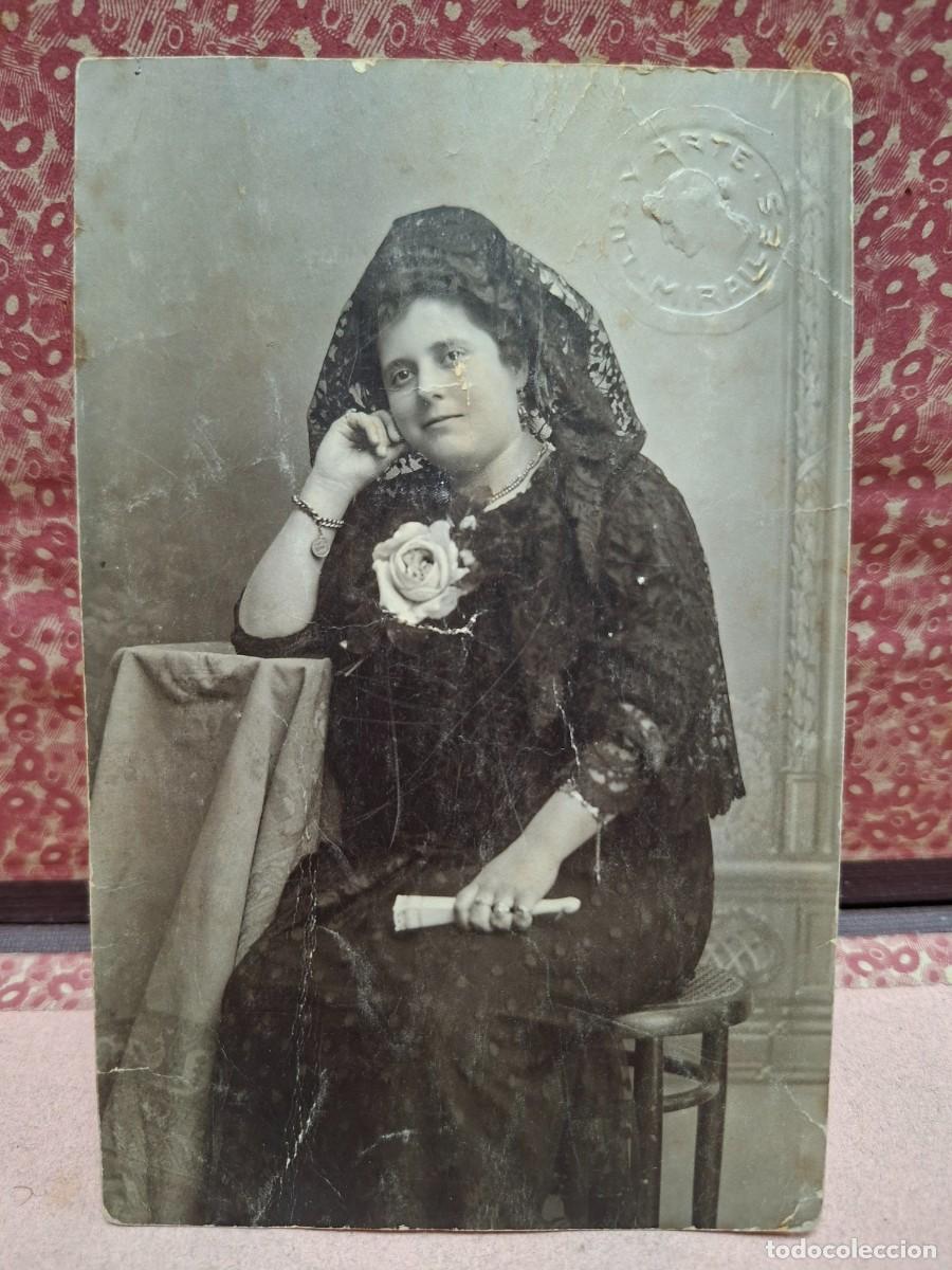 Fotograf&iacute;a antigua: ANTIGUA FOTOGRAFIA RETRATO MANTILLA NEGRA SELLO MIRALLES MURCIA