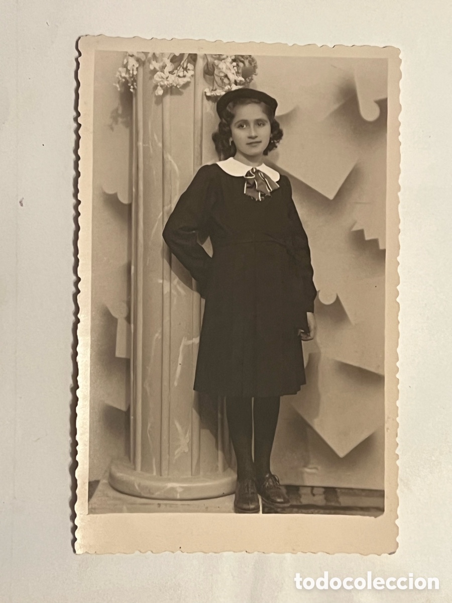 Fotograf&iacute;a antigua: CABA&Ntilde;AL, Valencia.. Fotograf&iacute;a Recuerdo Escolar. Ni&ntilde;a Colegio religioso (a.1943) Verdes, fot&oacute;grafo