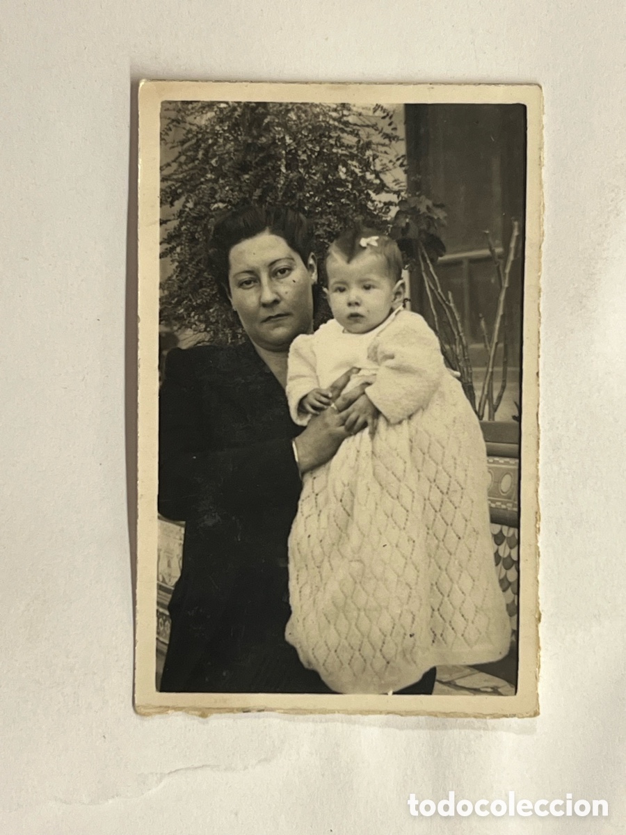 Fotograf&iacute;a antigua: MINUTEROS VALENCIA. Fotograf&iacute;a Mi primer hijo.. (h.1930?) Med&iacute;das: 4,5 x 7 cm.,