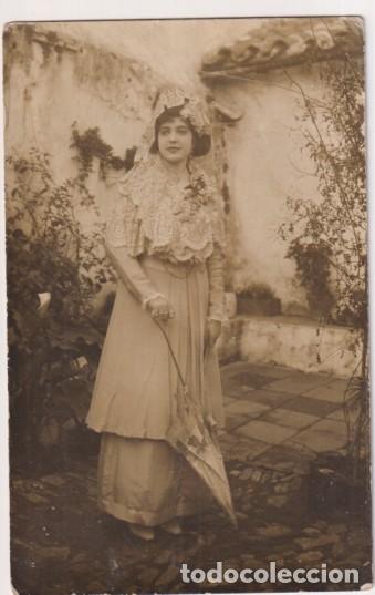 Fotograf&iacute;a antigua: Foto-Postal. Tarjeta. Principios Siglo XX. Dedicada al dorso