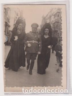 Fotograf&iacute;a antigua: Sevilla. Jueves Santo de la Posguerra. fotograf&iacute;a (8x6 c)