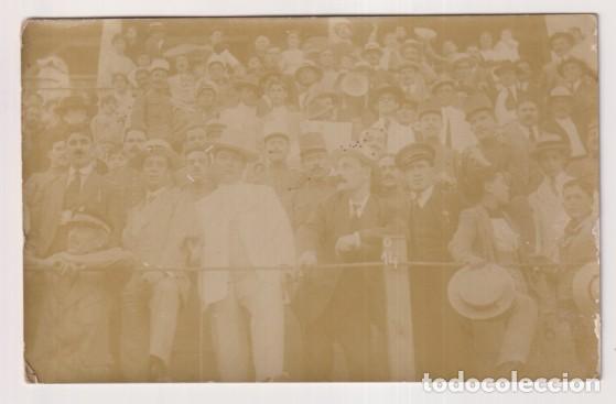 Fotograf&iacute;a antigua: Plaza de Toros. Escena de las gradas. Alb&uacute;mina (14x19) Principios Siglo XX