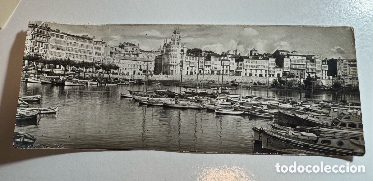 Fotograf&iacute;a antigua: Postal panor&aacute;mica antigua. La D&aacute;rsena La Coru&ntilde;a.