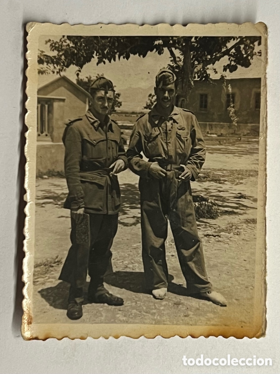 Fotograf&iacute;a antigua: MELILLA, Minuteros.. Fotograf&iacute;a Recuerdo de la Mili.. Alicante (a.1949) Med&iacute;das: 6 x 8 cm.