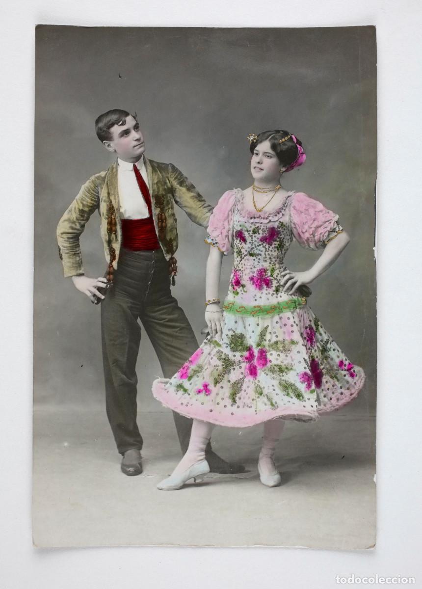 Fotograf&iacute;a antigua: TRAJES T&Iacute;PICOS POR IDENTIFICAR