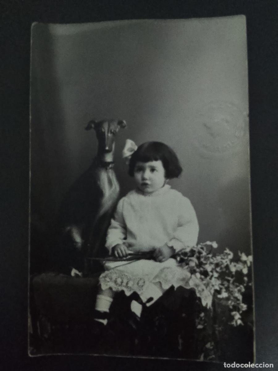 Fotograf&iacute;a antigua: Fotograf&iacute;a antigua. Ni&ntilde;a. Fot&oacute;grafo Luz y Arte Miralles