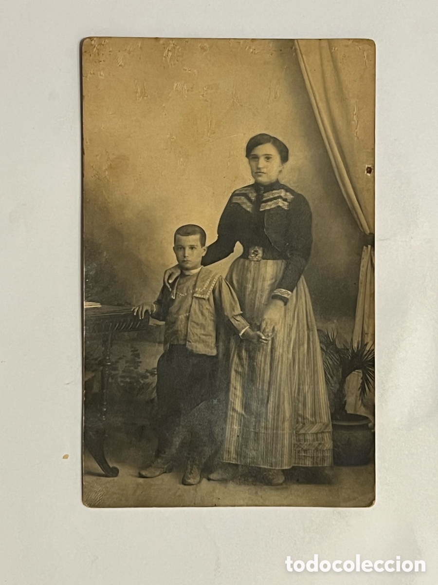 Fotograf&iacute;a antigua: VALENCIA. Gent de Val&egrave;ncia. Fotografia La Burgesia del camp (fin Siglo XIX) Med&iacute;das: 8,5 x 13,5 cm