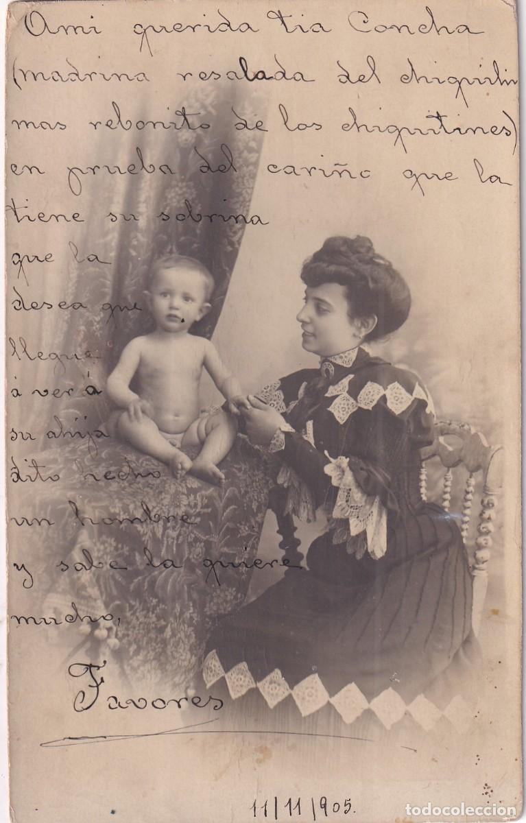 Fotografia antiga: Postal fotogr&aacute;fica madre con hijo 1905 Celedonio P. L&oacute;pez Madrid.
