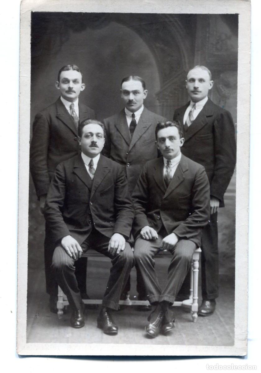 Fotograf&iacute;a antigua: CPA Foto elegancia masculina: cinco hombres con estilo en estudio A. Dubuis , Roanne