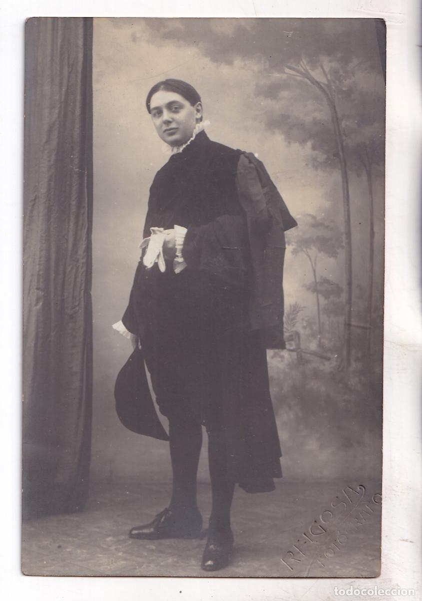 Fotografia antiga: FOTOGRAF&Iacute;A. JOVEN ACTOR. REIGOSA FOT&Oacute;GRAFO. FERROL
