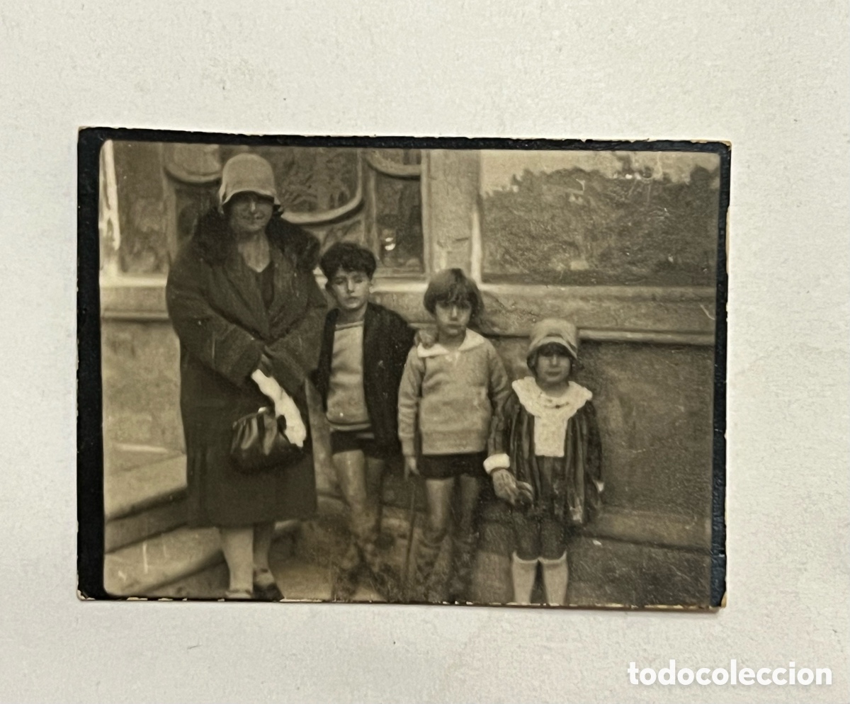 Alte Fotografie: BARBASTRO (Huesca) MINUTEROS.. T&iacute;a Anita y sus hijos en el Parque.. (h.1930?) Med&iacute;das: 4,5 x 6