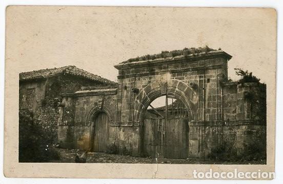 Antique Photography: PORTADA MONUMENTAL MOLLEDO DE PORTOLIN. CANTABRIA.