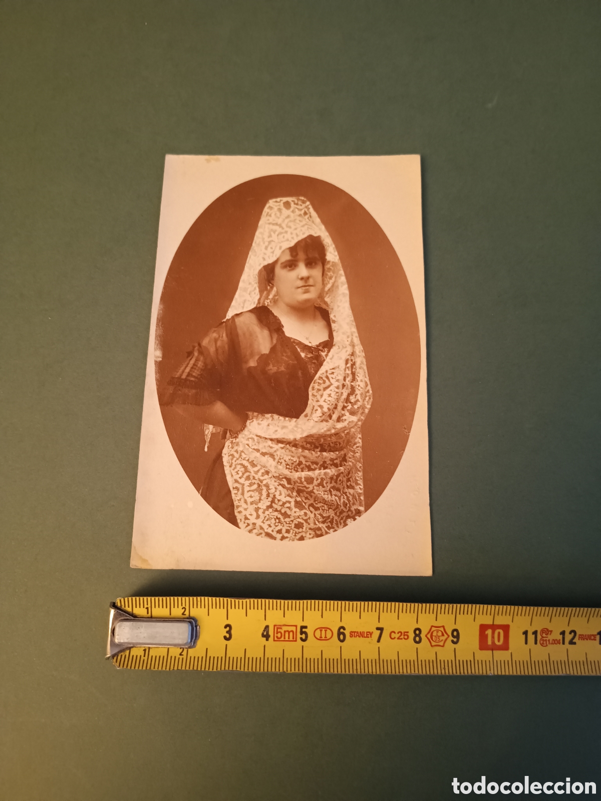 Alte Fotografie: FOTOGRAF&Iacute;A DE R. MONTES SEGOVIA 1916 - RETRATO CON MANTILLA Y PEINETA DE MAR&Iacute;A LUISA HDEZ TORRES