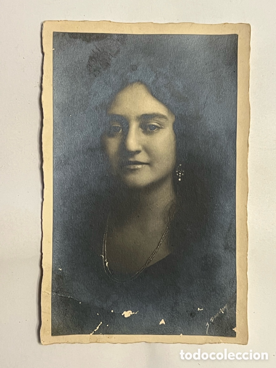 Alte Fotografie: MUJER ESPA&Ntilde;OLA.. Fotograf&iacute;a antigua (h.1930?) Medidas: 14 x 9 cm.