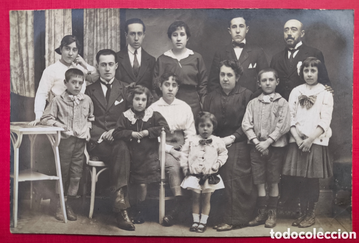 Fotograf&iacute;a antigua: FOTOGRAF&Iacute;A RETRATO DE ESTUDIO FAMILA 12 HIJOS POSTAL FOTOGR&Aacute;FICA VDA. OLIVAN SALAMANCA C. 1915