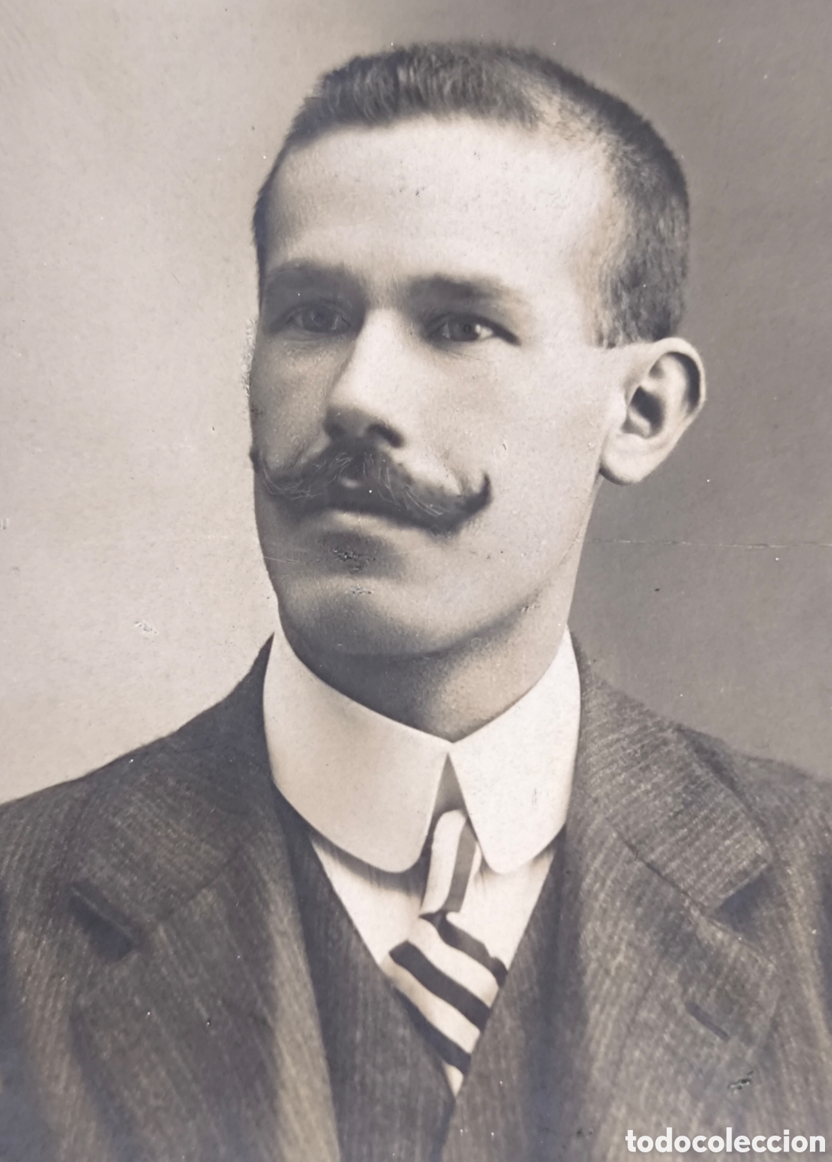 Fotograf&iacute;a antigua: JUSTO SES&Eacute; VILLANUEVA M&Eacute;DICO ZARAGOZA POSTAL FOTOGR&Aacute;FICA RETRATO DE ESTUDIO 1910