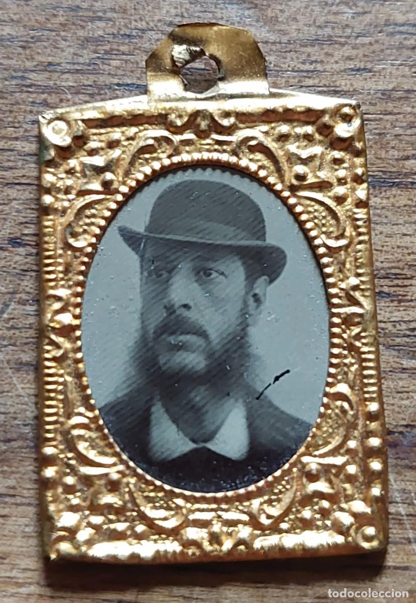 Fotograf&iacute;a antigua: Antiguo ferrotipo con marco - Foto 1