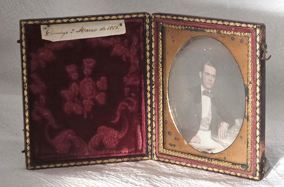 Fotograf&iacute;a antigua: Daguerrotipo original en estuche, retrato masculino del 2 marzo 1856, &eacute;poca de &uacute;ltimos daguerrotipos