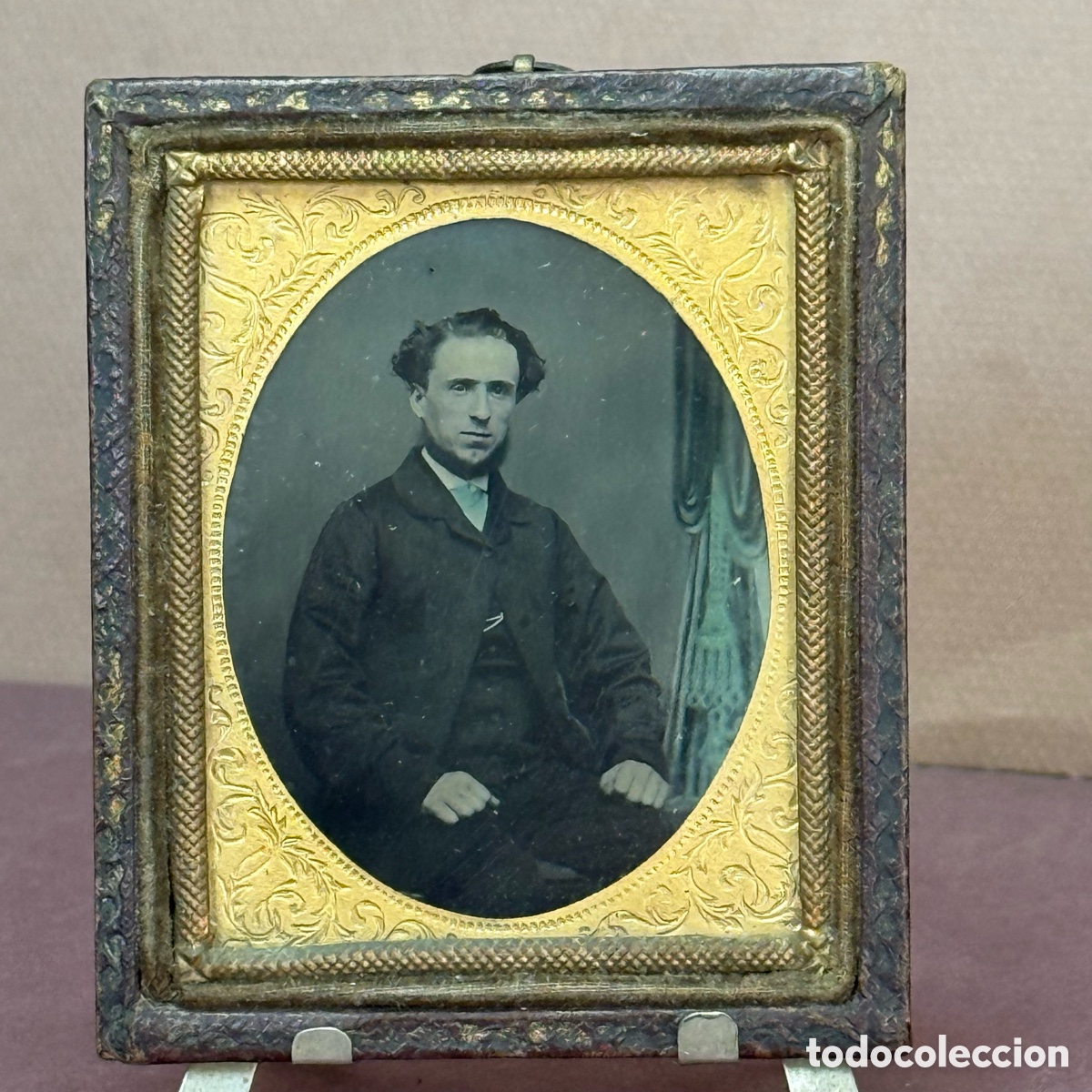 Fotograf&iacute;a antigua: Daguerrotipo - S. XIX - Caballero en estudio