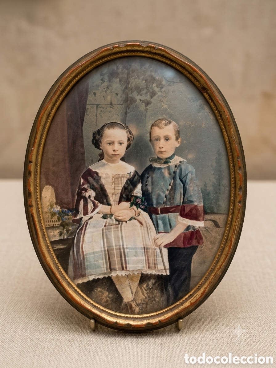 Fotograf&iacute;a antigua: Rar&iacute;simo Retrato Colonial de los Hermanos Kerkhoven (c. 1866) fotograf&iacute;a coloreada a mano.