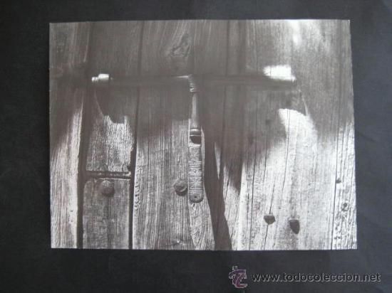 Fotograf&iacute;a antigua: FOTO ARTISTICA. PUERTA CON CERROJO. A&Ntilde;OS 70ENVIO GRATIS&iexcl;&iexcl;&iexcl;