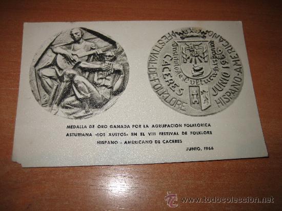 Fotograf&iacute;a antigua: FOTO DE LA MEDALLA DE ORO GANADA POR LA GRUPACION FOLKLORICA LOS XUSTOS  1966