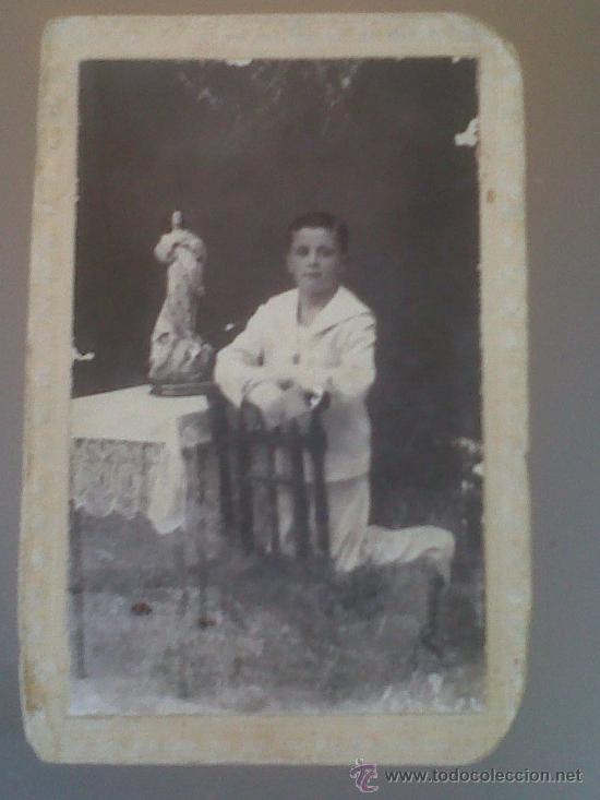 Antique Photography: ANTIGUA FOTOGRAFIA NI&Ntilde;O PRIMERA COMUNION RECLINATORIO IMAGEN VIRGEN MARIA 15 X 10