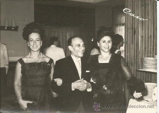 Alte Fotografie: == PG234 - FOTOGRAFIA - TRES ELEGANTES AMIGOS - 18 X 13 CM.