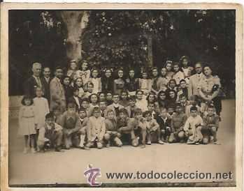 Alte Fotografie: *** H999 - FOTOGRAFIA - GRAN GRUPO DE NI&Ntilde;OS Y JOVENES