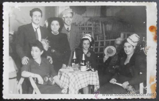 Alte Fotografie: (3194)FOTOGRAFIA 14X9 CM APROX,FIESTA DE FIN DE A&Ntilde;O,ARNAU,VALENCIA,