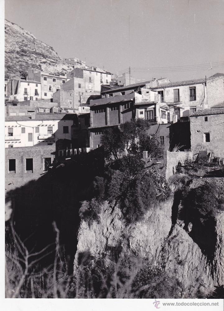 Fotografia antiga: ANTIGUA FOTOGRAFIA DE CASTALLA - ALICANTE - A&Ntilde;OS 50 - 60 APROXIMADAMENTE 24 X 18 CM