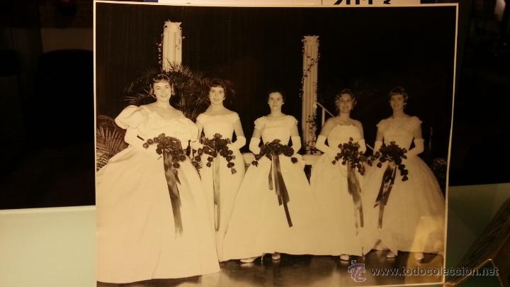 Fotograf&iacute;a antigua: FOTOGRAFIA ORIGINAL BLANCO Y NEGRO A&Ntilde;OS 50 25X20 PUESTA DE LARGO