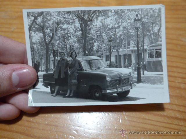 Antique Photography: Antigua fotografia espa&ntilde;ola de coche antiguo