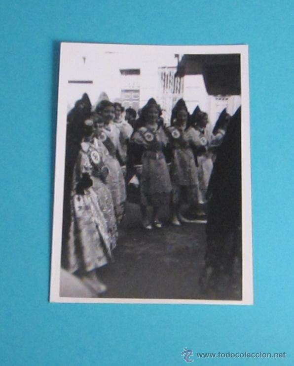 Fotografia antiga: GRUPO DE FALLERAS. TEMA FALLAS. FORMATO 7,5 X 10,5 CM