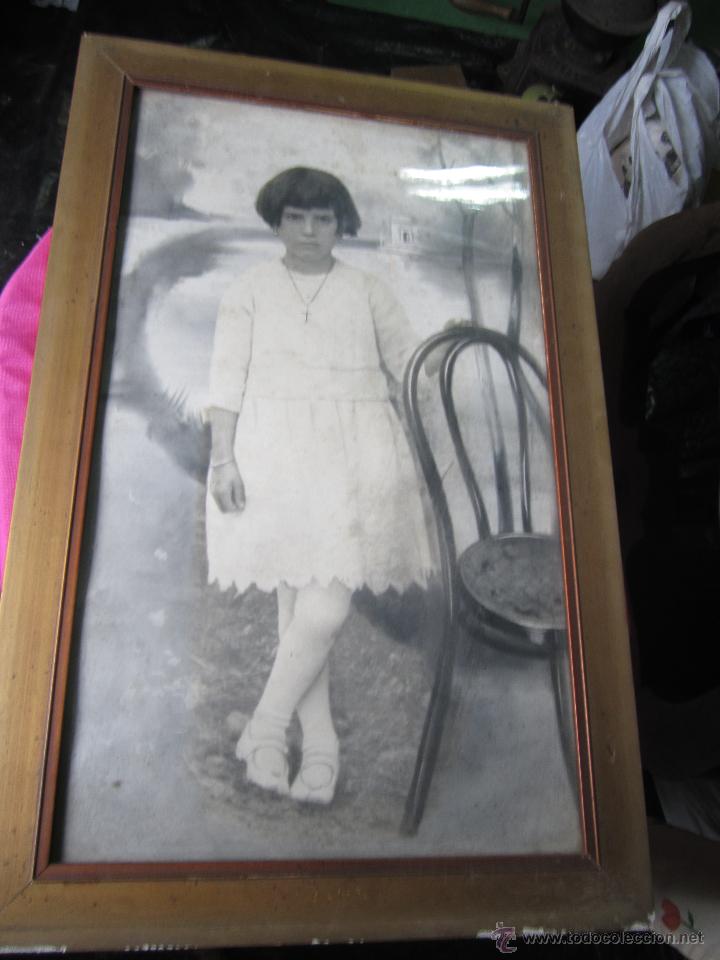 Fotograf&iacute;a antigua: FOTOGRAFIA ANTIGUA DE NI&Ntilde;A ENMARCADA DE FOTOGRAFO CON FIRMA DE 36 X 56 CM. CAR