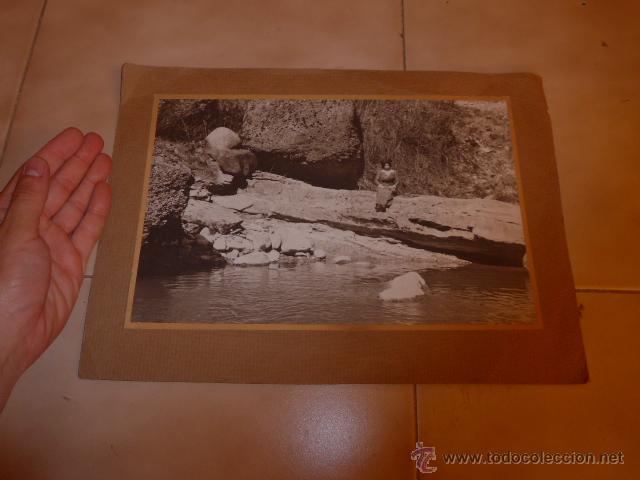 Fotograf&iacute;a antigua: Antigua gran fotografia de suiza de 1914, con mujer, original